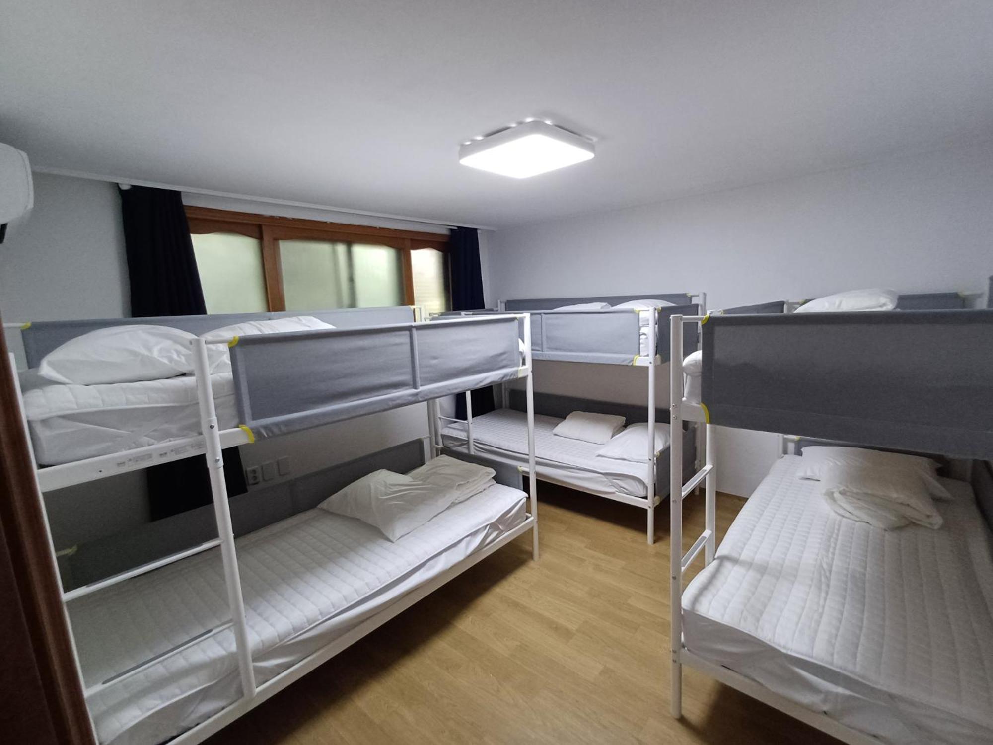 Ocean'S Guesthouse - Foreigners Only Seoul Eksteriør bilde